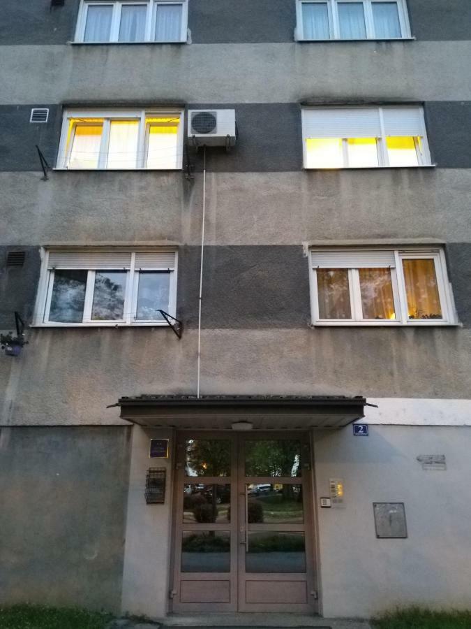 Studio Apartman Tvrtko 바라즈딘 외부 사진